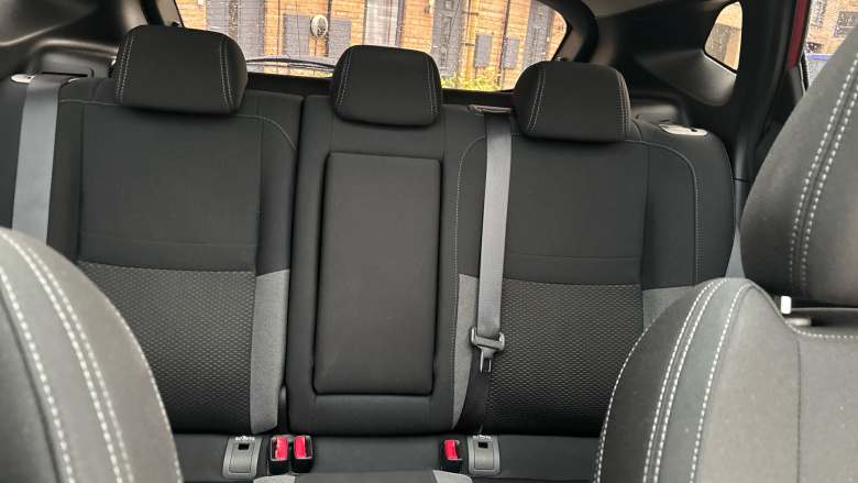 Nissan Qashqai 1.2 DiG-T N-Connecta 5dr Petrol Hatchback